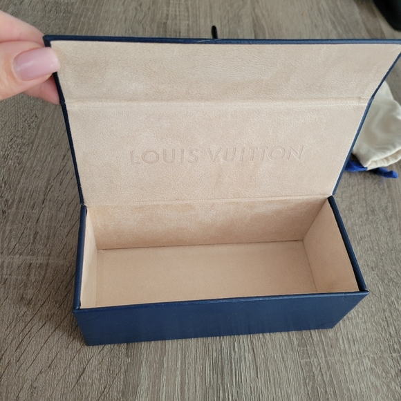 Louis Vuitton sunglasses in the mood for love - Picture 9 of 12